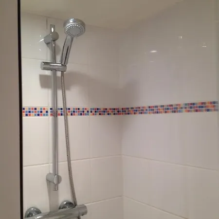 La Petite Maison De *